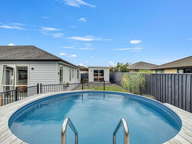 Entertain, Relax, Live in Style