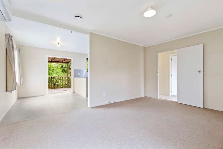 15 Panzic Place Glen Eden_10