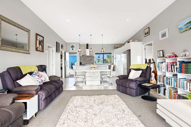 5 Ronas Place Kaingaroa_9