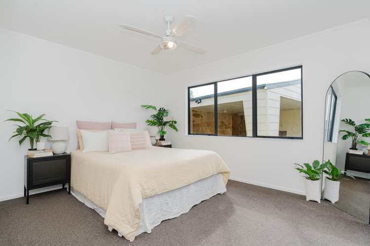 90 Dixon Road Glenview_6