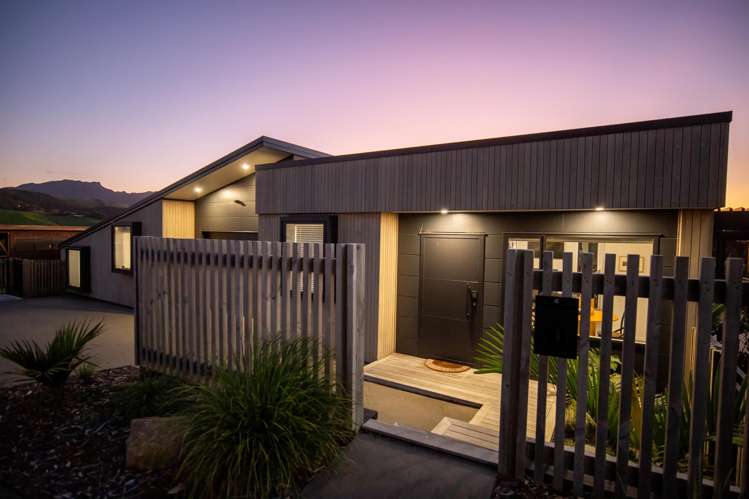 4 Omahina Street Raglan_26