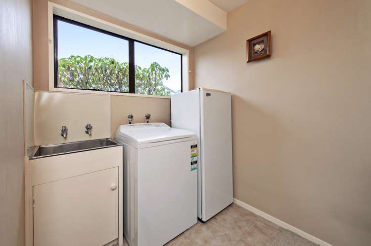 4 Fiona Place Hei Hei_10