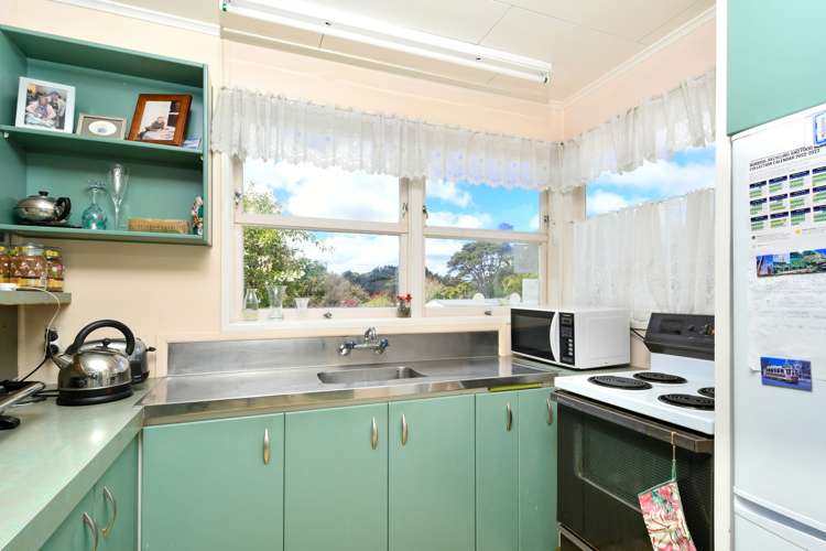 8 Mcentee Road Waitakere_6