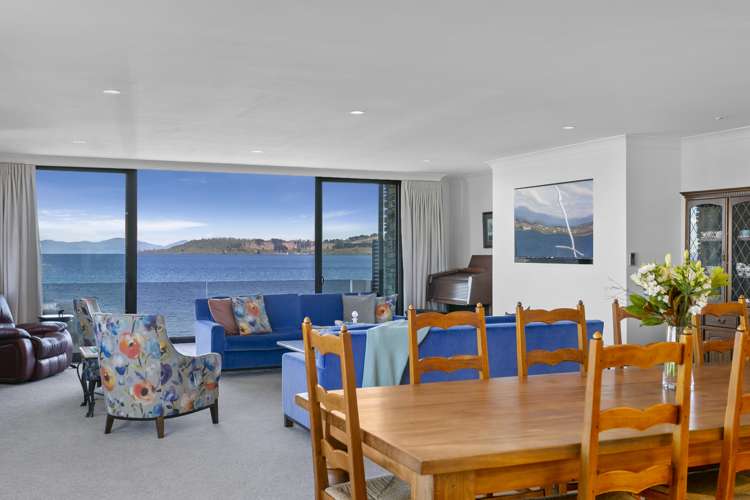 12/88 Lake Terrace Taupo_6