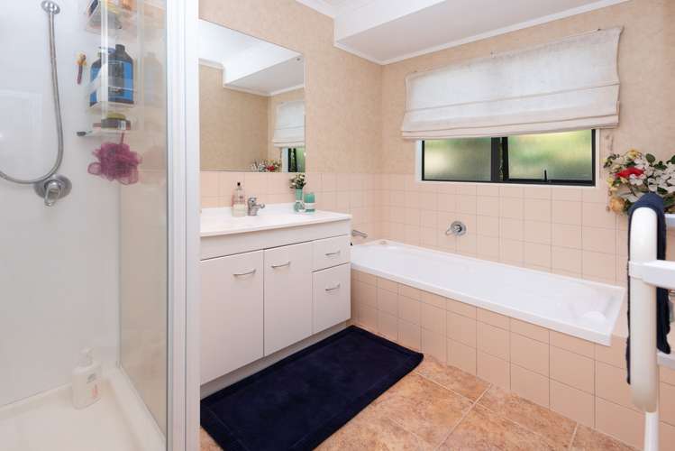 11 Belcoo Crescent East Tamaki_10