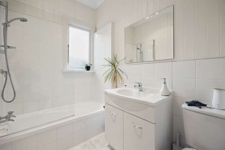 16 Saint Albans Street Bradford_14