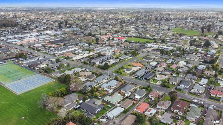 52 - 56 Enderley Avenue Enderley_3