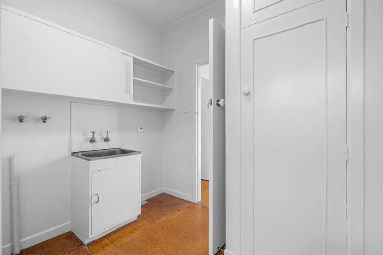 33 Dalethorpe Avenue 10458_9