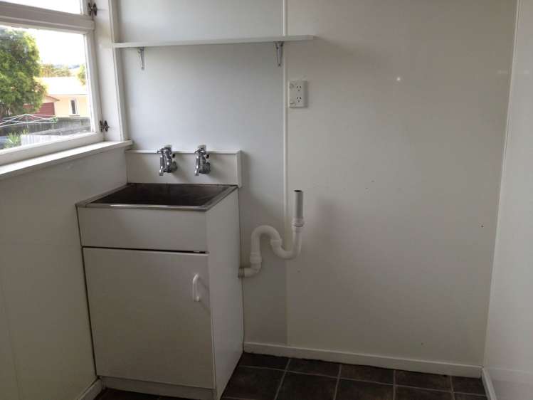 B/3 Cobham Place Tikipunga_3