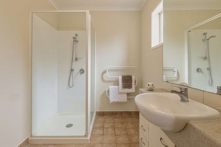 19 Stolford Crescent New Lynn_21