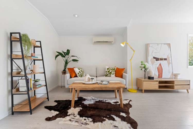 2/67 Unsworth Drive Unsworth Heights_10