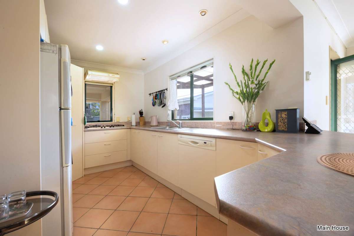35 & 35a Fruitvale Road_4