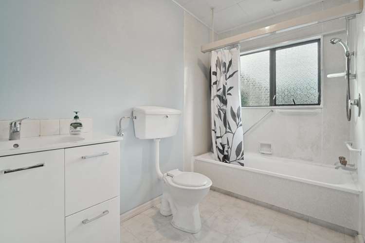 2/806 St Aubyn Street East Parkvale_9