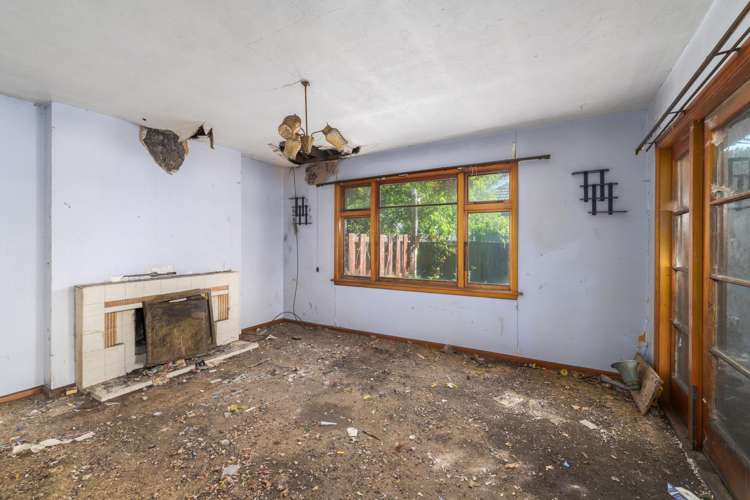 63 Bassett Street Burwood_3