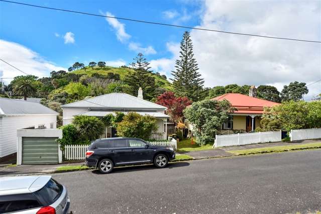 15 Owens Road Devonport_1