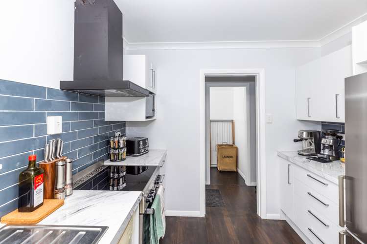 31 Halberg Crescent Chartwell_11