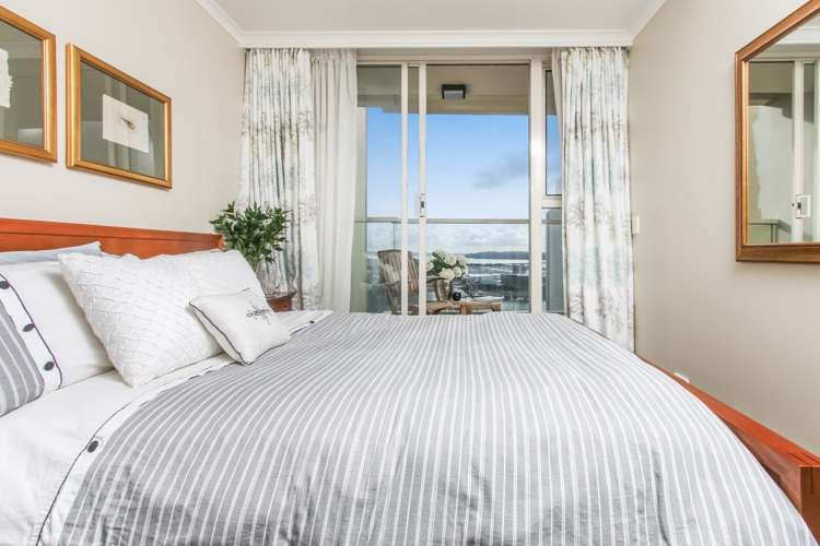 2004/8 Albert Street Auckland Central_12