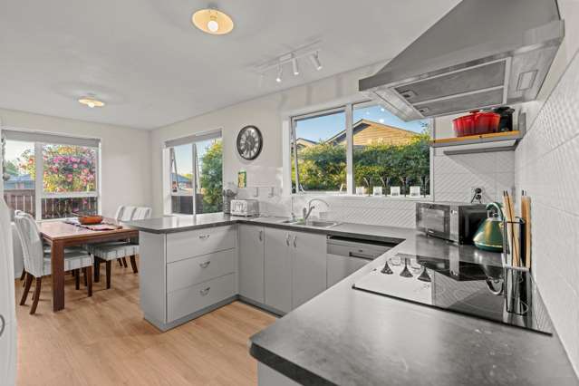 2/5 Rutherford Street Woolston_1