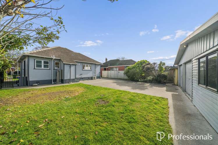 1306 High Street Taita_23