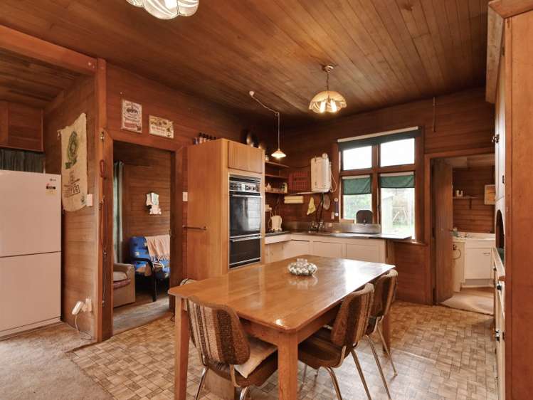 77 Pacific Drive Southbridge_2