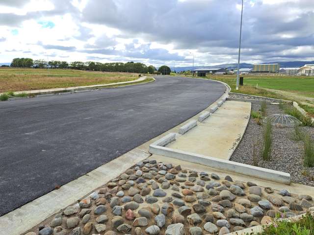 Industrial Land For Sale - Sections 834m2 to 1.08hr