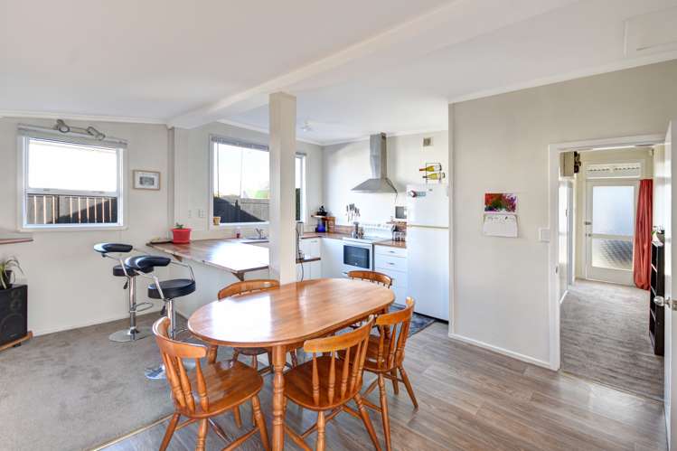 37 Chaucer Street Milton_1