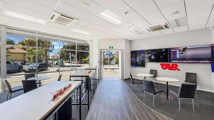 1-9 Clive Square Napier Cbd_4