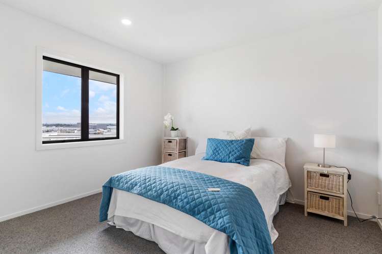 5E/10 Crown Lynn Place New Lynn_12