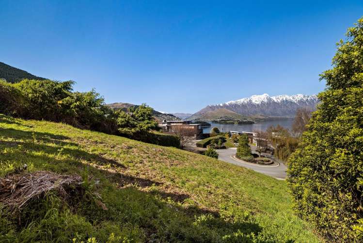 8 Whitbourn Place Queenstown_9