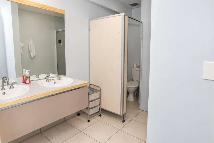 2H/107 Manners Street Te Aro_4