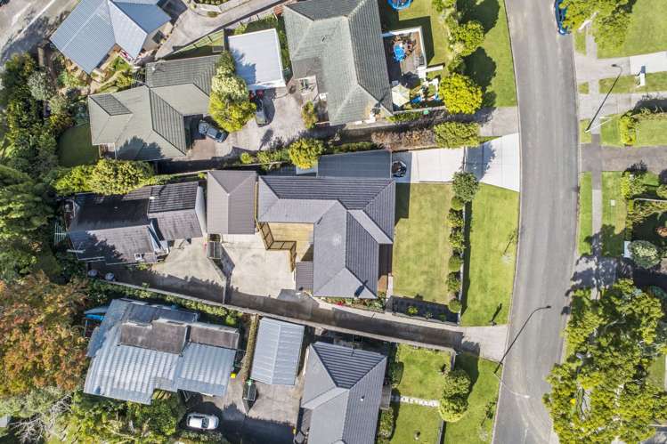 38 Howe Street Howick_15