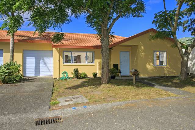 16 Albizia Avenue Henderson_1