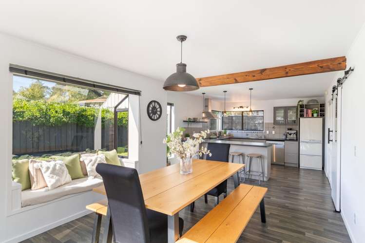 11 Johnswood Grove Clouston Park_16