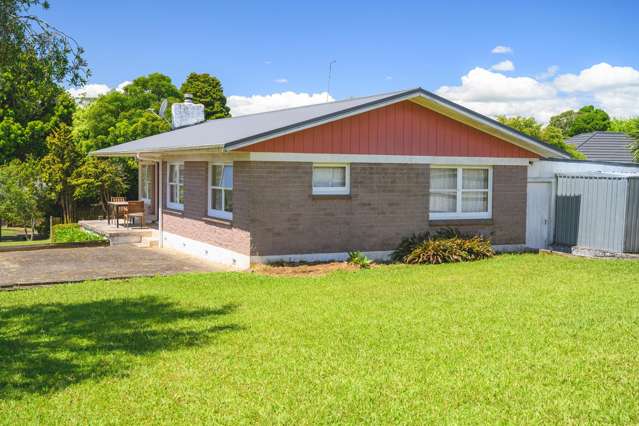 5 Eden Place Pukekohe_1