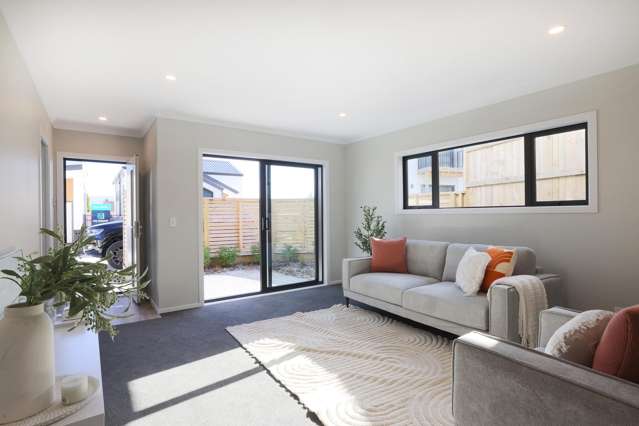 2 Helvetia Grove Naenae_4