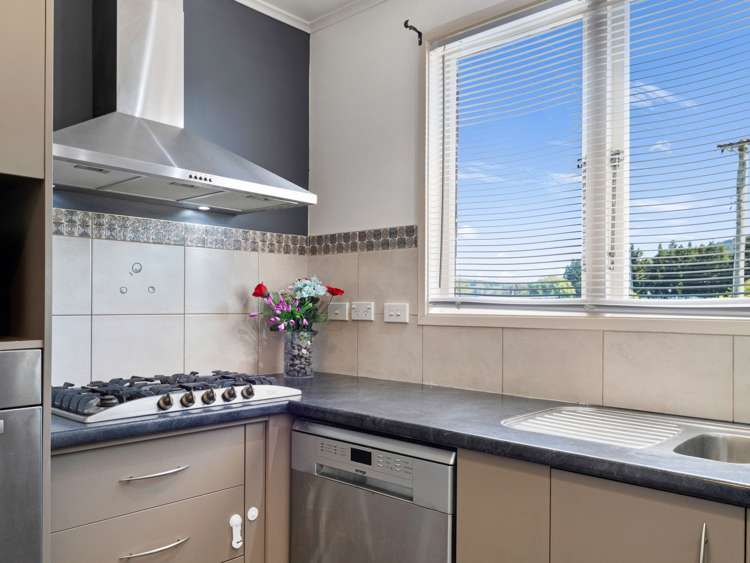 93 Mount View Drive Mangakakahi_8