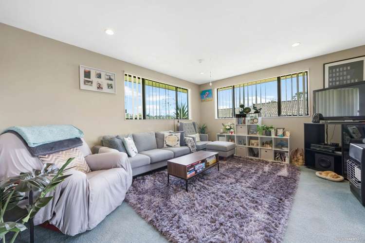 6 Jever Place Massey_3