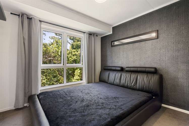 17 Taurus Crescent Beach Haven_12