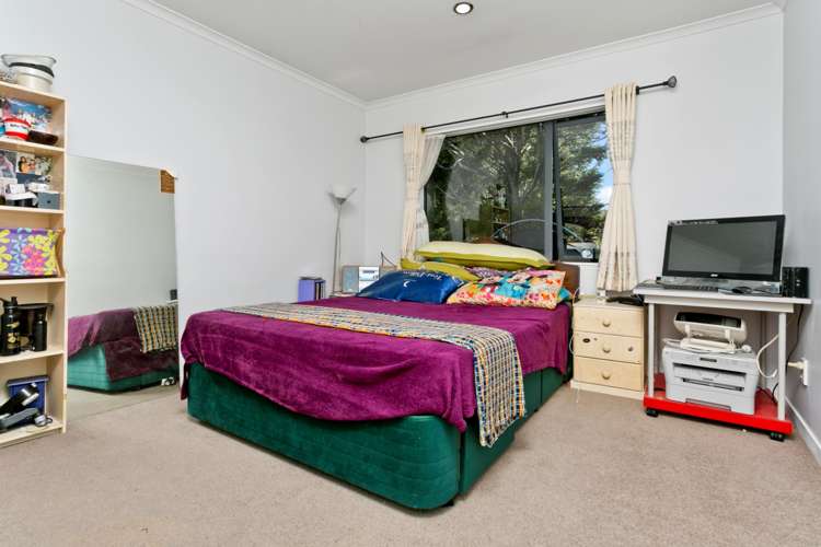 8a Harry Ward Place Henderson_12