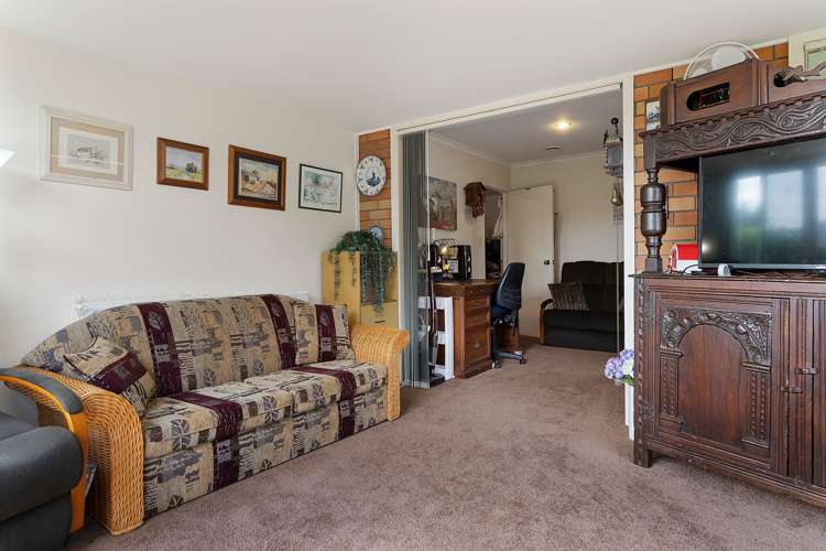 24 Gleneagles Drive Aongatete_13