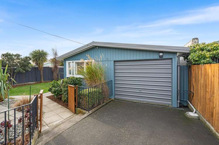 71 Main Road Redcliffs_23