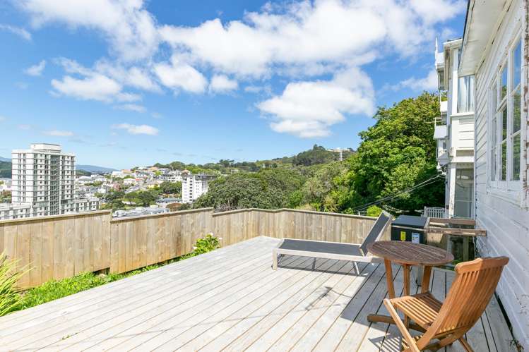11 Maarama Crescent Aro Valley_20