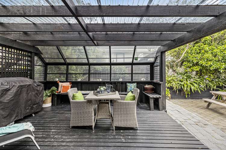 7 Cobar Close Maupuia_9