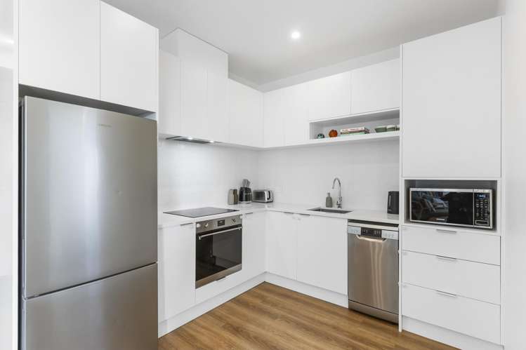 209/1817B Great North Road Avondale_4