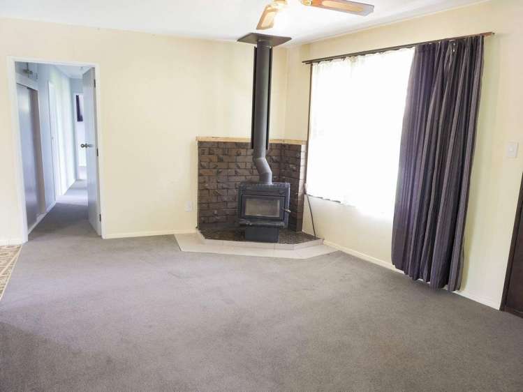 745 Upper Sefton Road Sefton_11