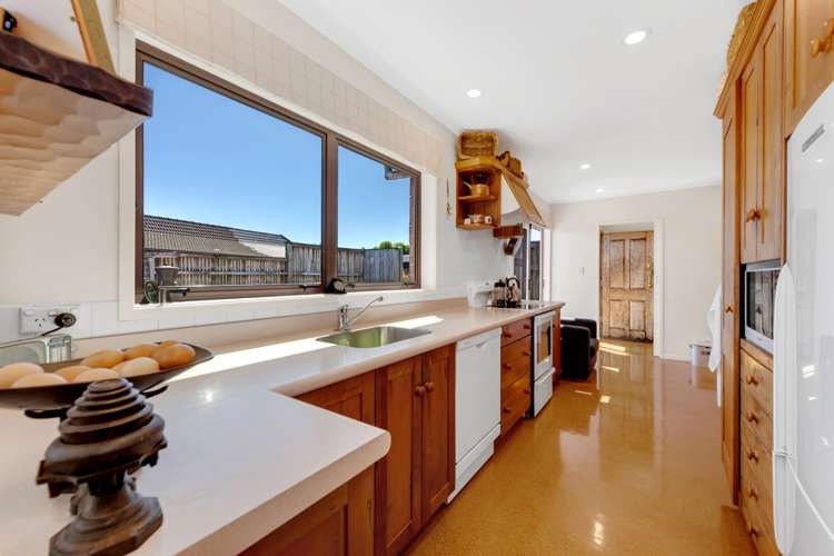 6 Fielding Crescent Farm Cove_11