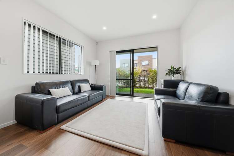 13 Autumn Blaze Street Hobsonville_8