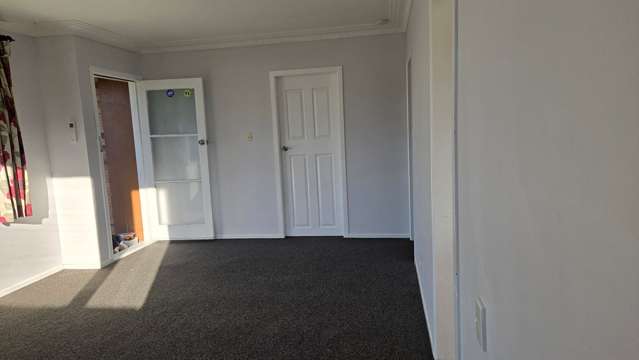1/9 Hyde Street Manurewa East_2