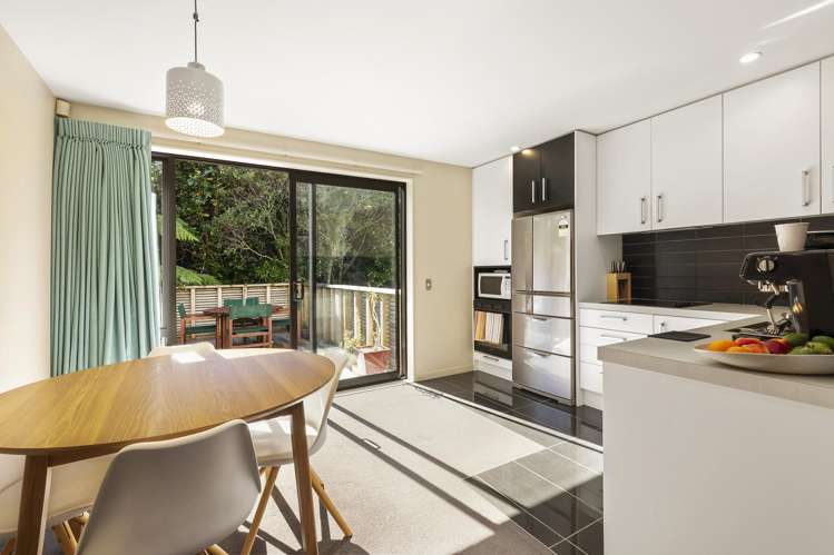 20/8 Thatcher Crescent Crofton Downs_1