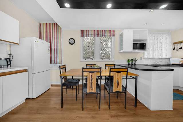 19 Paparoa Road Cockle Bay_4